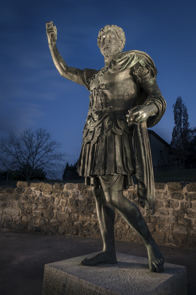 Römer Statue im Limesmuseum Aalen